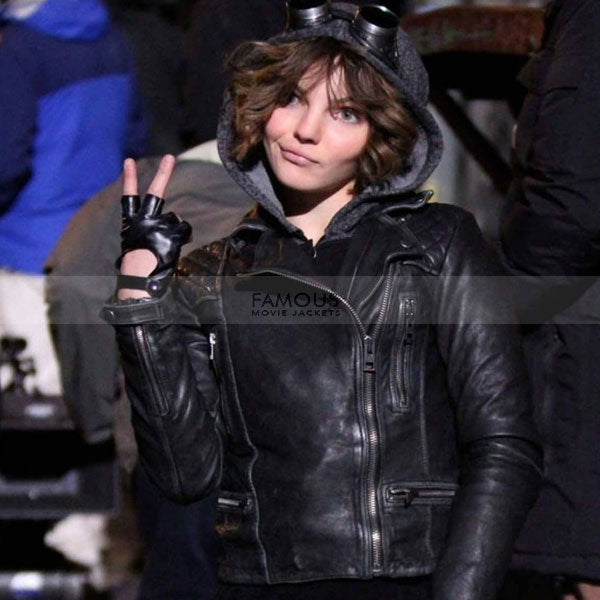 Camren Bicondova (Selina) Gotham Black Leather Jacket