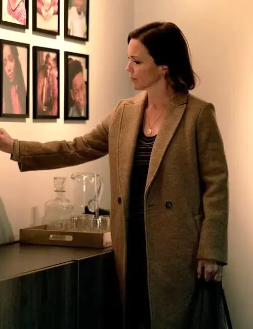 Kelli Williams Found Margaret Reed Brown Wool Coat